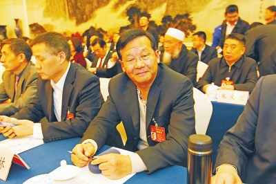 專家學(xué)者和代表熱議工匠文化和工匠精神