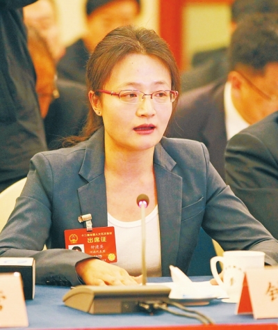 專家學(xué)者和代表熱議工匠文化和工匠精神