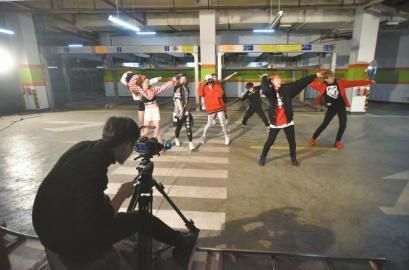 中學(xué)生為當(dāng)明星休學(xué)成“中韓練習(xí)生”1年學(xué)費(fèi)20萬(wàn)