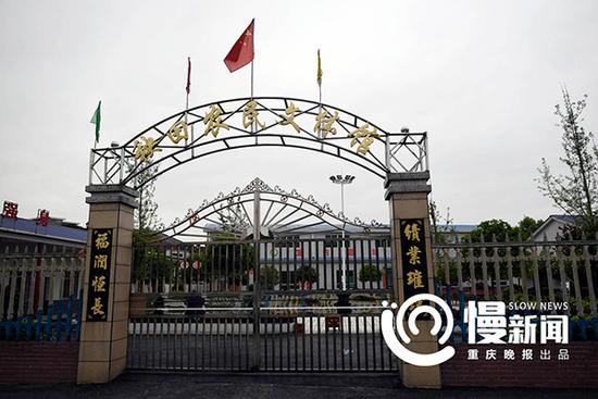 ����һС�l(xi��ng)���߳�21λ��ʿ����Tʿ �к��ؼ�?